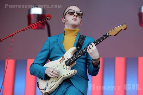 TWO DOOR CINEMA CLUB - 2019-08-25 - SAINT CLOUD - Domaine National - Grande Scene - 